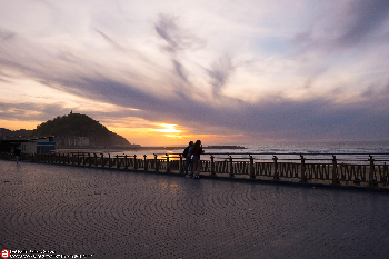 Pareja al atardecer | Estitxu L. Carton | Photo | Safe Creative