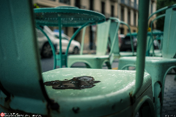 chair in the rain | Mario A.P. | Photo | Safe Creative