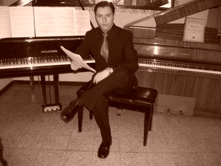 C&eacute;sar Augusto  D&iacute;az Torres.